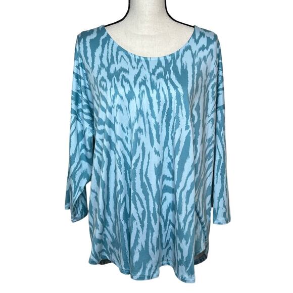 Bobeau Zebra Striped Blue & White Shirt Size 2X - Picture 2 of 7